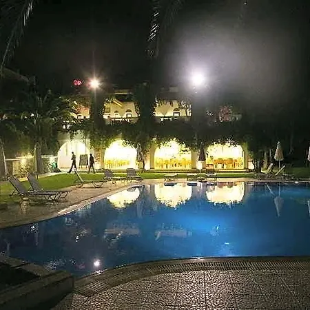 Ekaterini 3*
