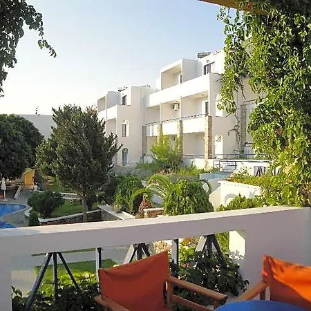 Ξενοδοχείο Ekaterini 3*