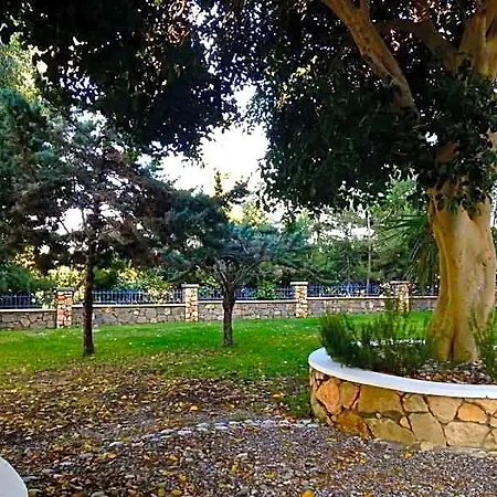 Ekaterini 3*